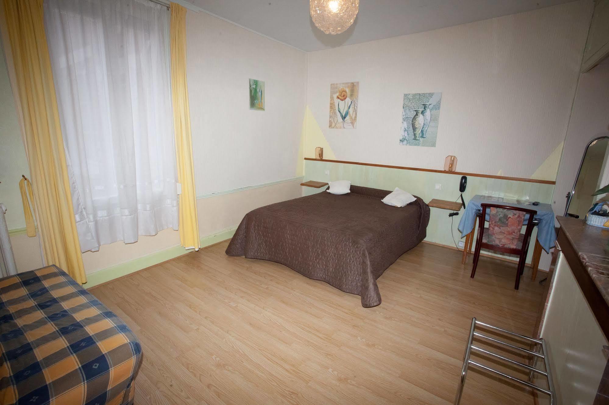 Hotel De La Cite Châlons-en-Champagne Εξωτερικό φωτογραφία